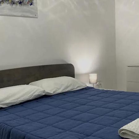 F1 2 St Julians, Private Room, Bathroom & Living Shared San Julián Exterior foto